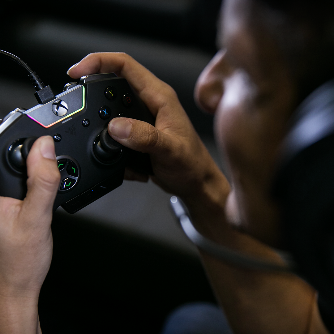 Razer Wolverine Ultimate - Фото 10
